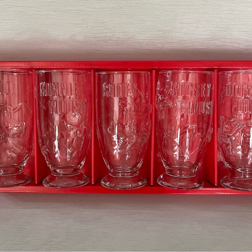 Vintage Set of 5 Disney Characters Mickey Mouse clear drinking glasses 8 oz.